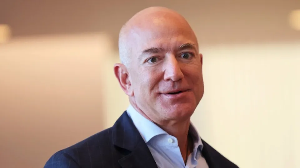 Jeff Bezos says every startup is unlikely to work, thought Amazon had only  a 30 percent chance of success - India Today